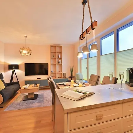 Weiße Whg 30 Penthouse Apartment Boltenhagen